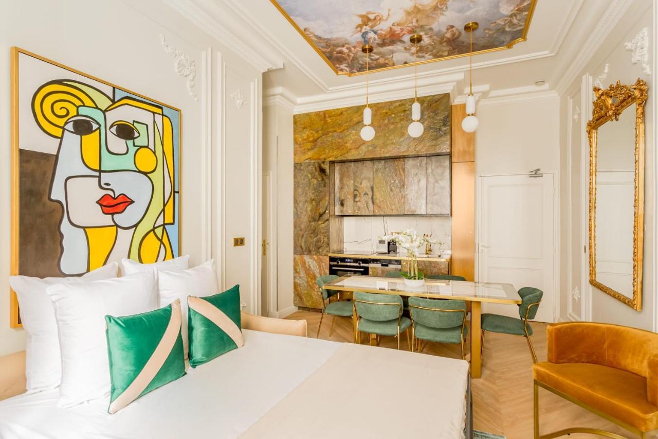 Merveil - Luxury -opera - Volney Ii * Paris