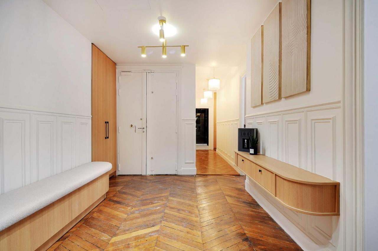 Stunning - 4br-10p - Louvre Apartment *