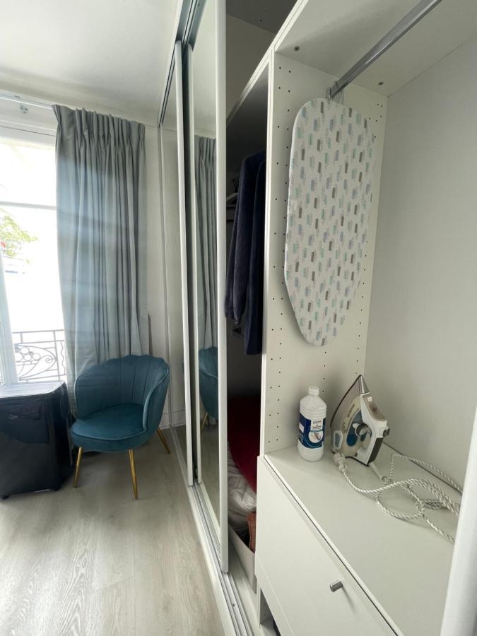 2 Pieces Elegant Proche Porte De Versailles Appartement
