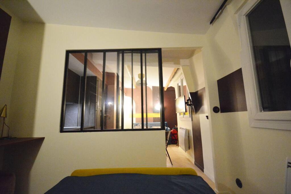 Appartement Design A La Bourse Du Commerce Paris
