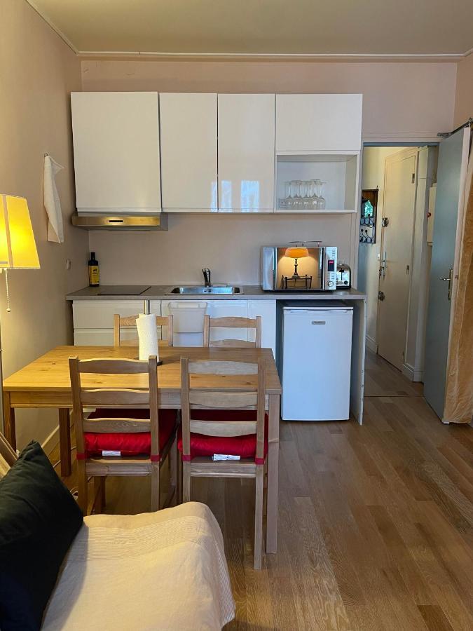 Apartment Charmant Appart Au Coeur De Paris