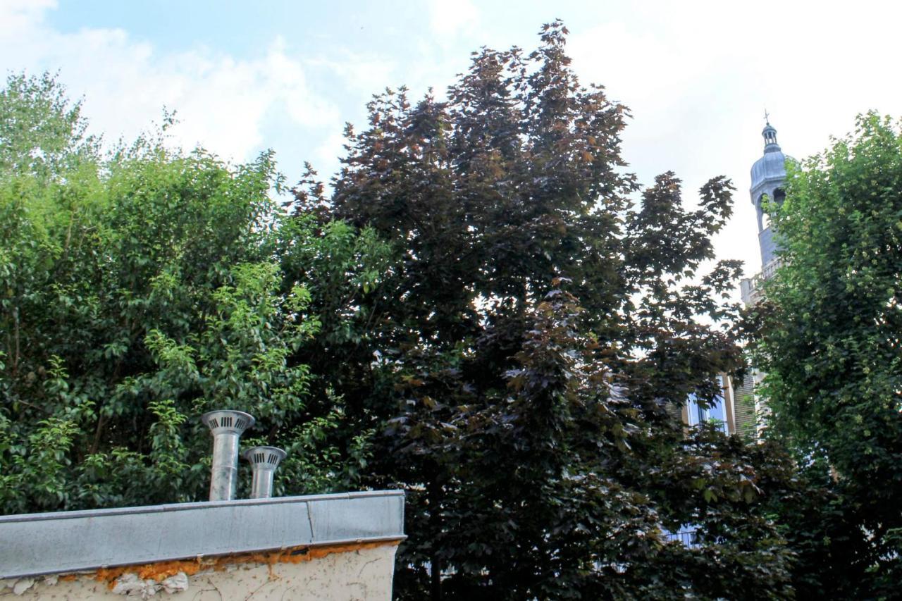 A Cosy Little Nest In The 5th Arrondissement Apartment *