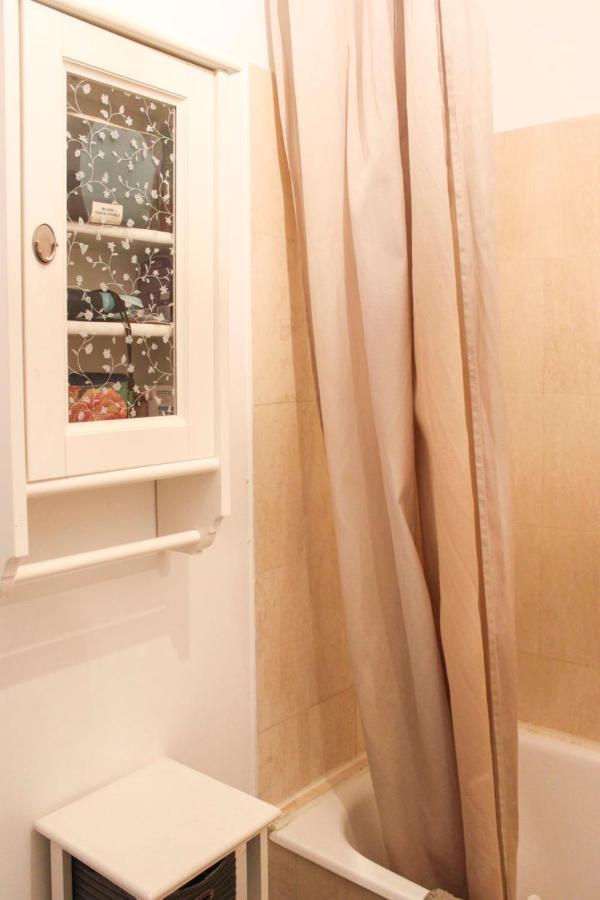 A Cosy Little Nest In The 5th Arrondissement Apartment Paris