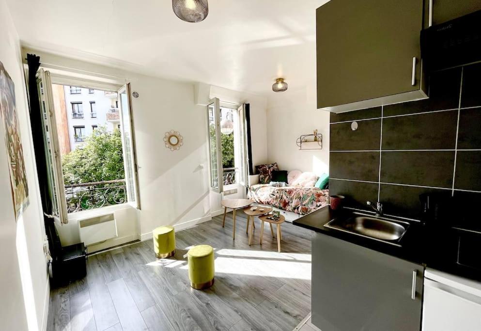 Charming Bright Sunny Near Canal St Martin Appartement Paris