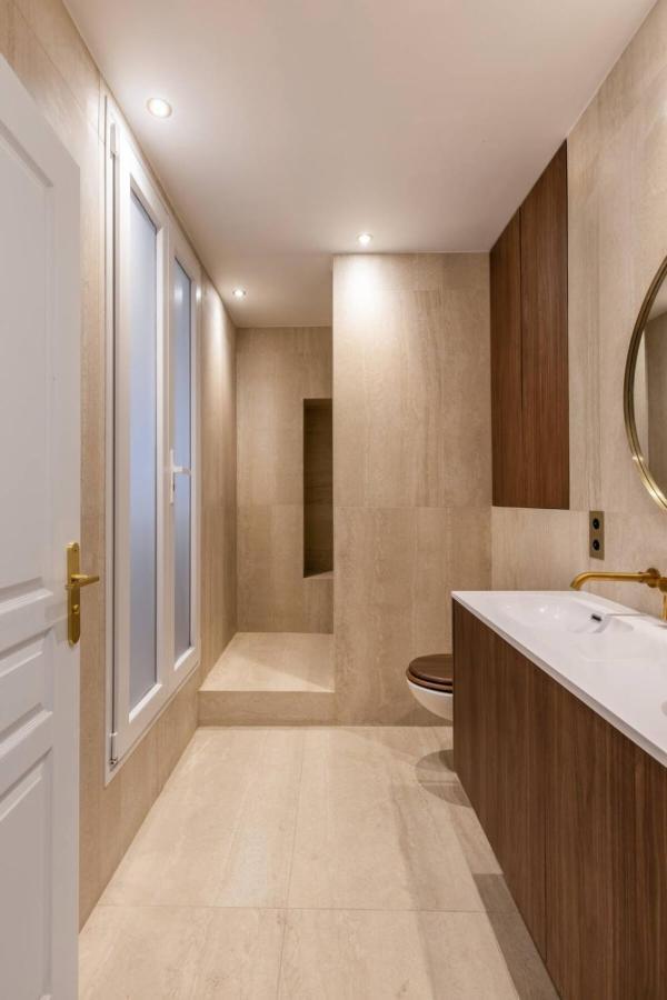 Central&spacious 2bd For 6