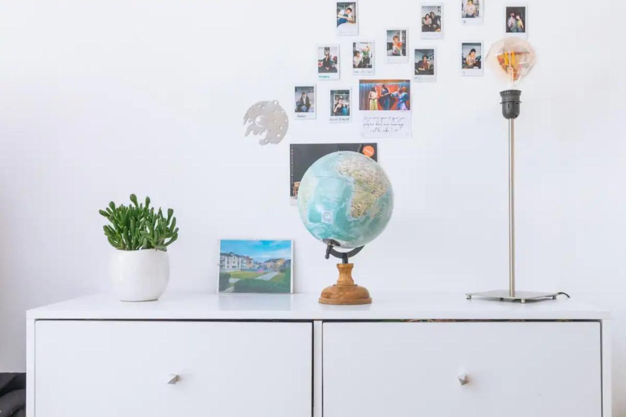 Apartment Charming Studio For 2 *