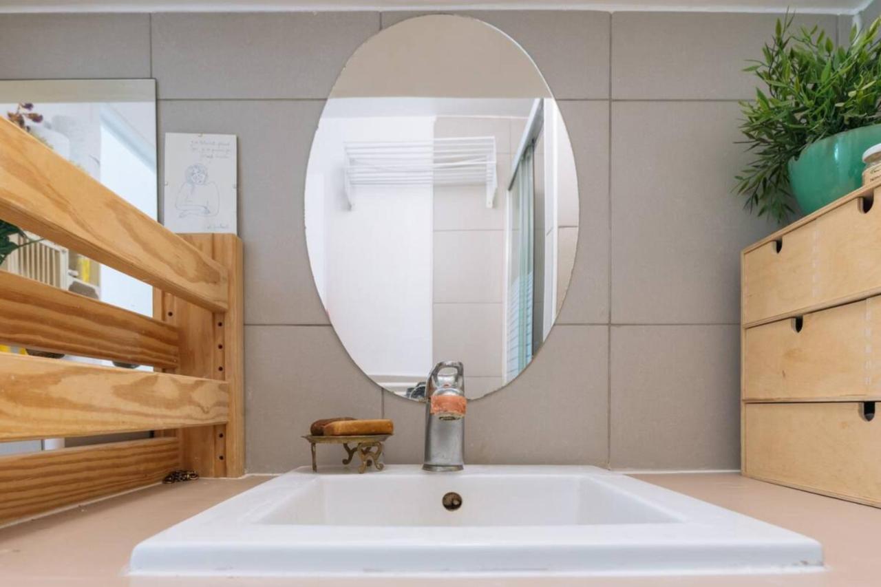 Charming Studio For 2 * Paris