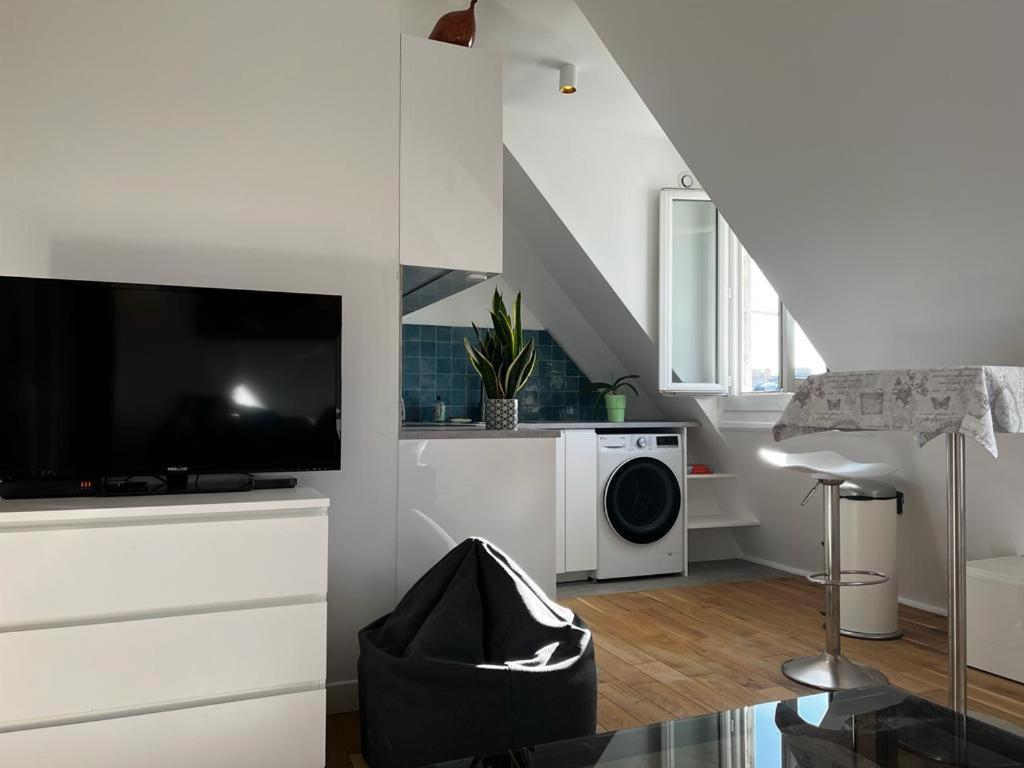 16eme Apartment