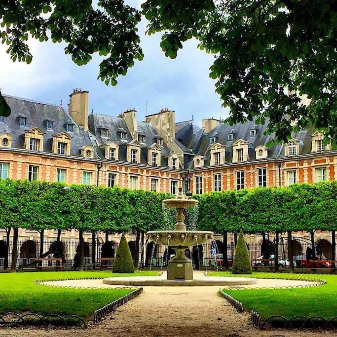Apartment Marais Saint Paul Paris