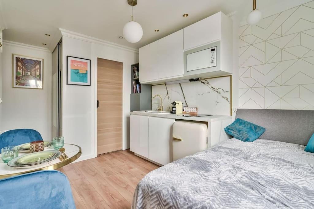 Apartment Studio Sur Les Toits Parisiens Paris