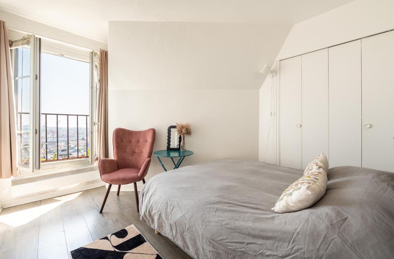 Appartement In Front Of The Sacre Coeur - 2 Bedrooms With Elevator Paris