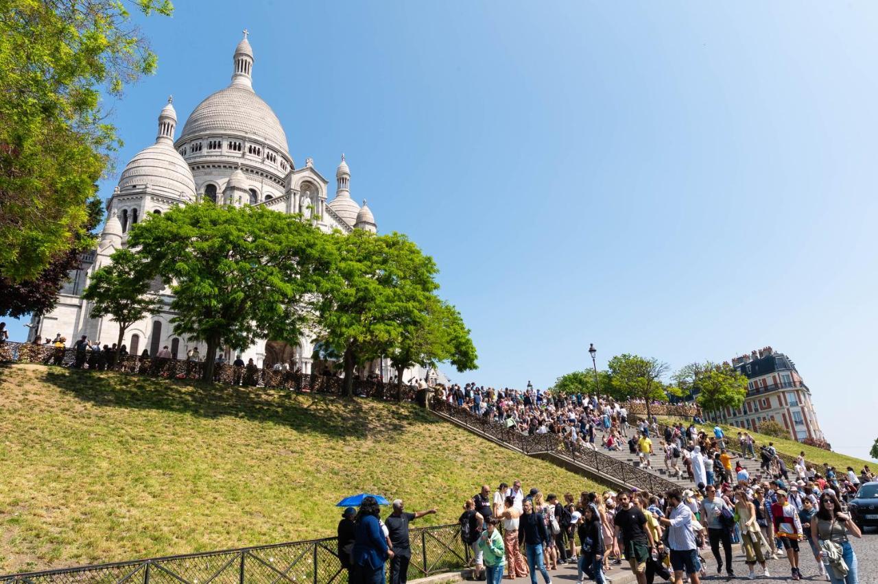In Front Of The Sacre Coeur - 2 Bedrooms With Elevator Appartement