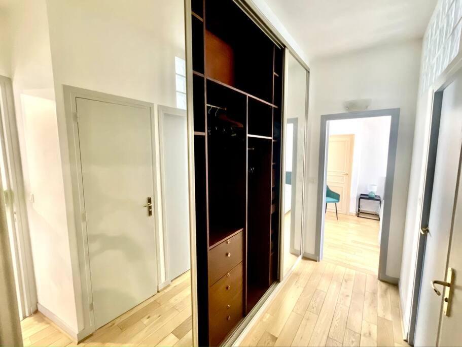 Apartment Gustave - Charming Eiffel Tower -
