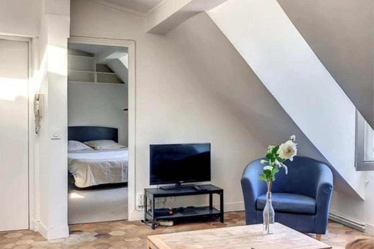 Luminous Cocoon Near The Pantheon Appartement