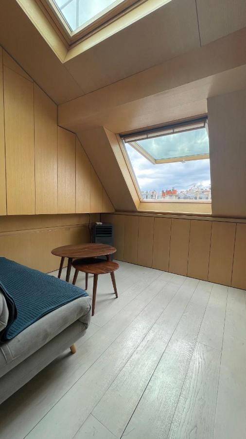 Cocoon Eiffel *