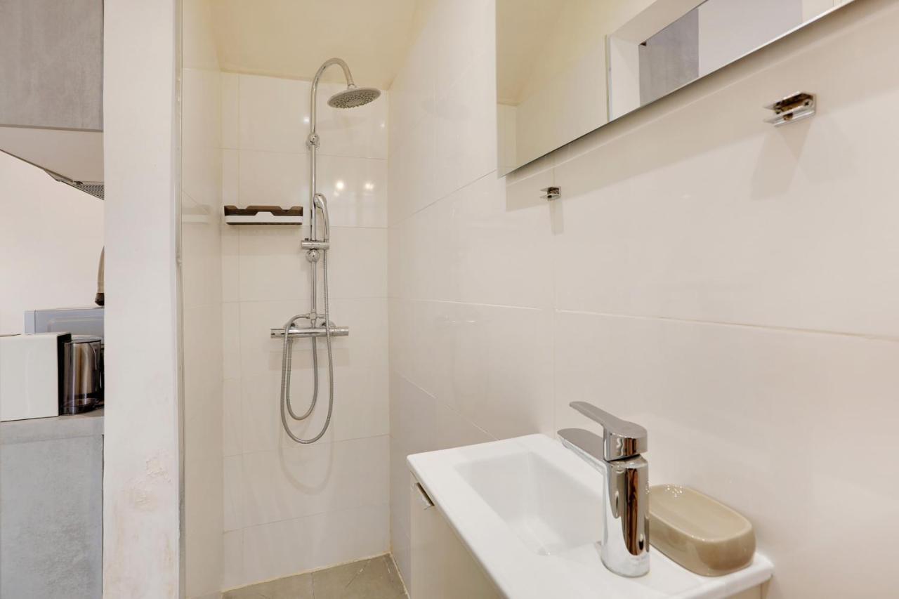 Apartment Fully Renovated Studio Buttes-chaumont Paris