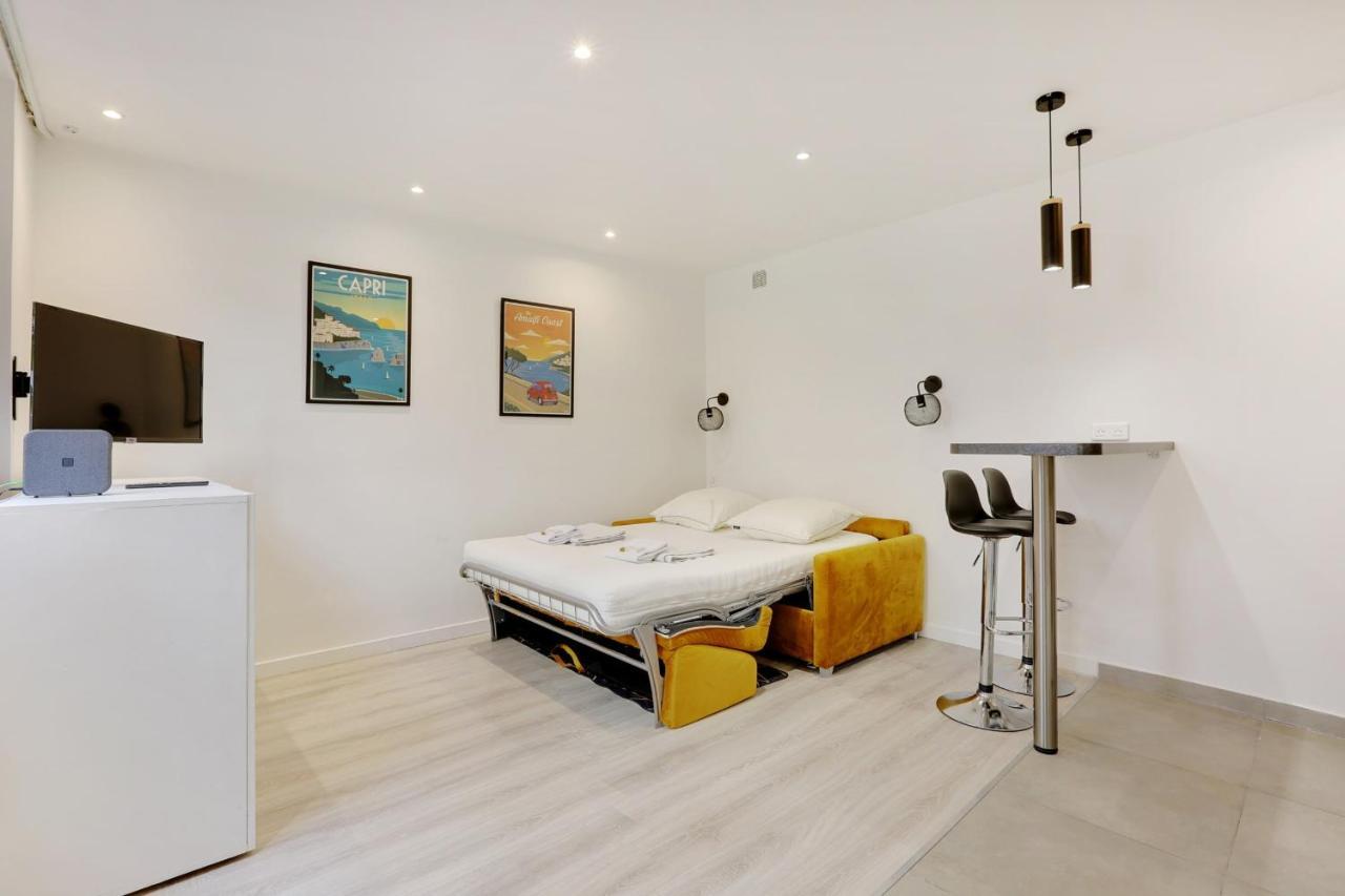 Fully Renovated Studio Buttes-chaumont Apartment