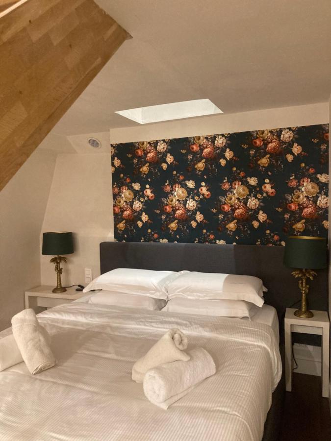 Villiers Apartment *