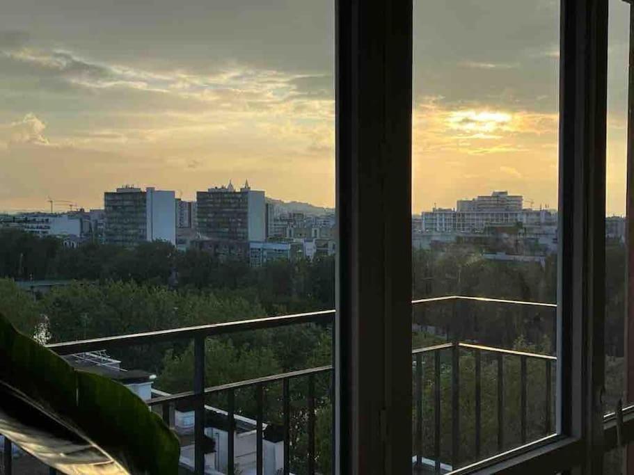 Sur Les Quais De Apartment *