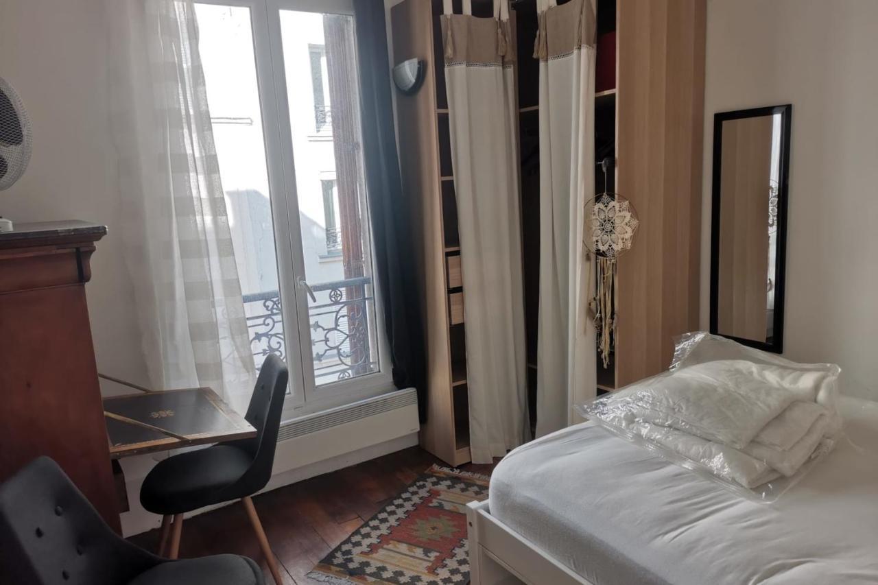 Luminous Cocoon In Apartment