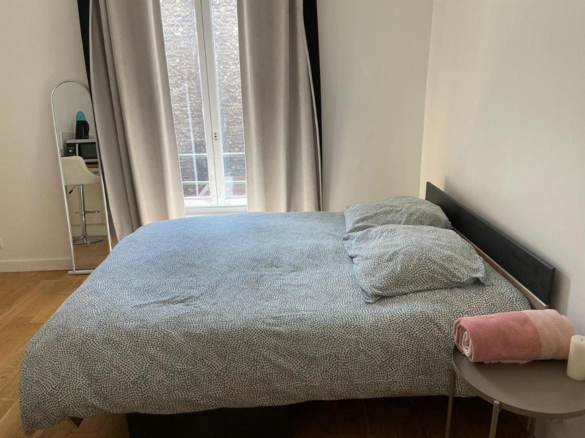 Studio Quai De Valmy Appartement Paris