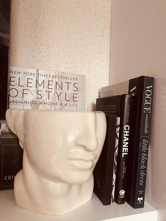 Fully Equipped In The Heart Of - Area Champs Elysées Appartement Paris