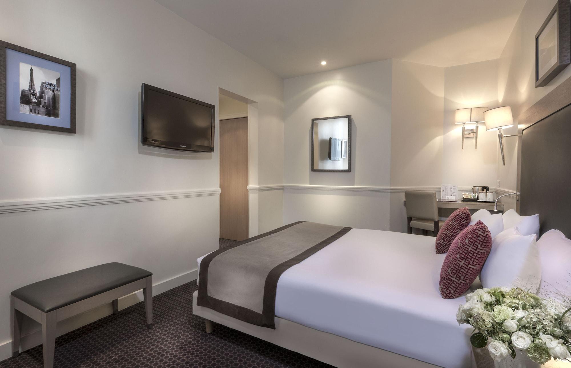 Hotel Elysées Union 3*