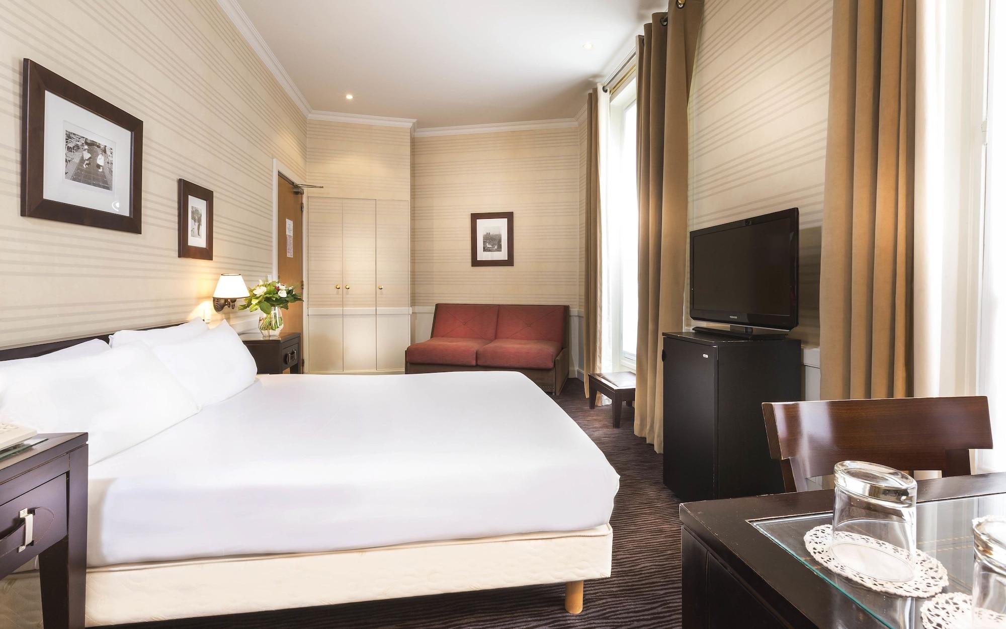 Hotel Elysées Union 3*
