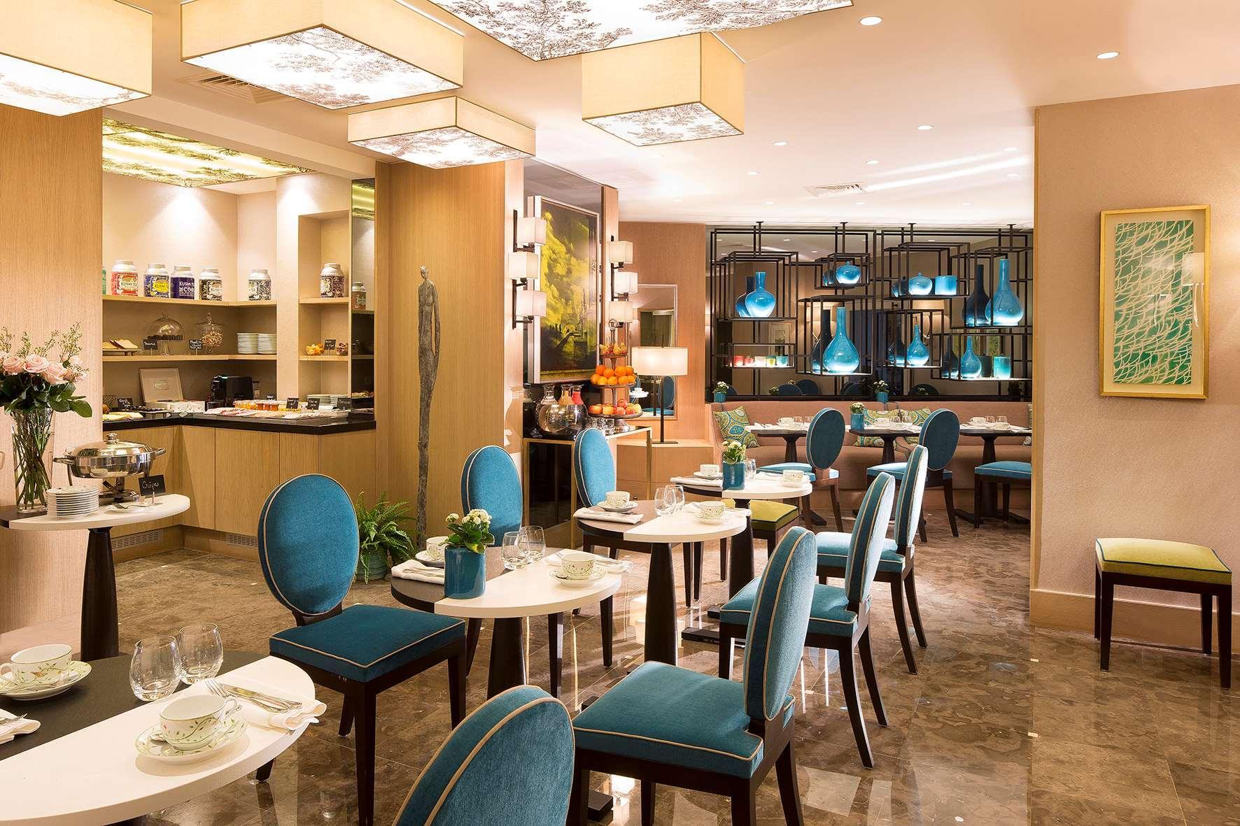 Hotel Balmoral Champs Elysées 4*