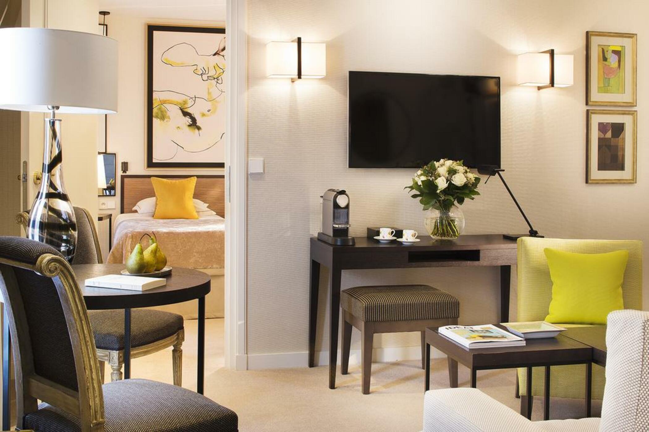 Hotel Balmoral Champs Elysées Paris