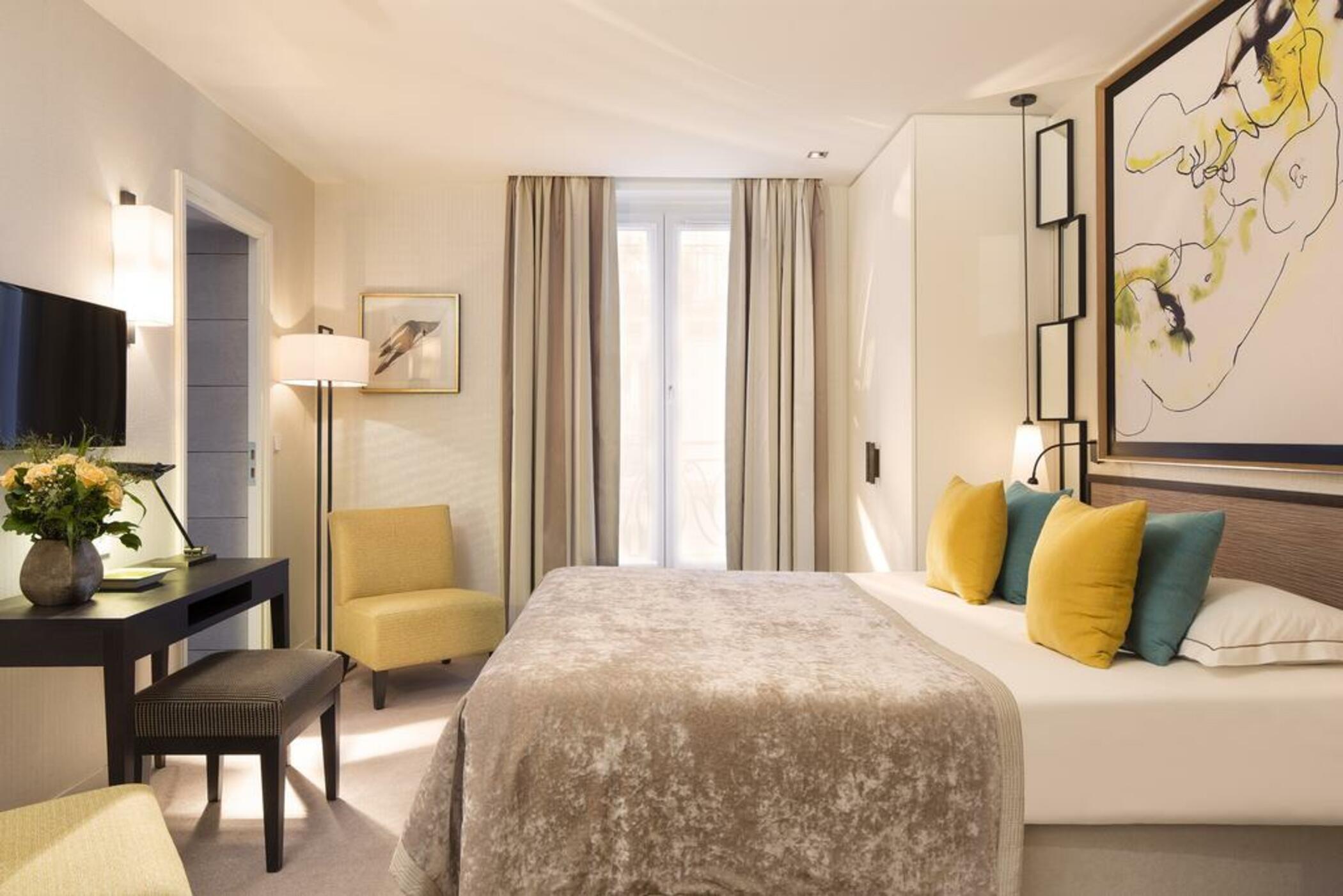Balmoral Champs Elysées Hotel