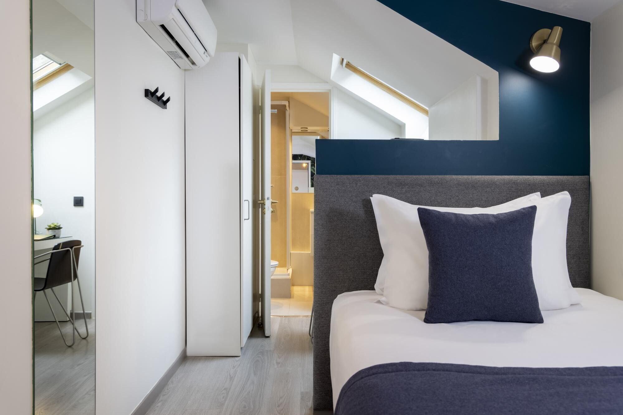 Hotel Brady - Gare De L'est 3*