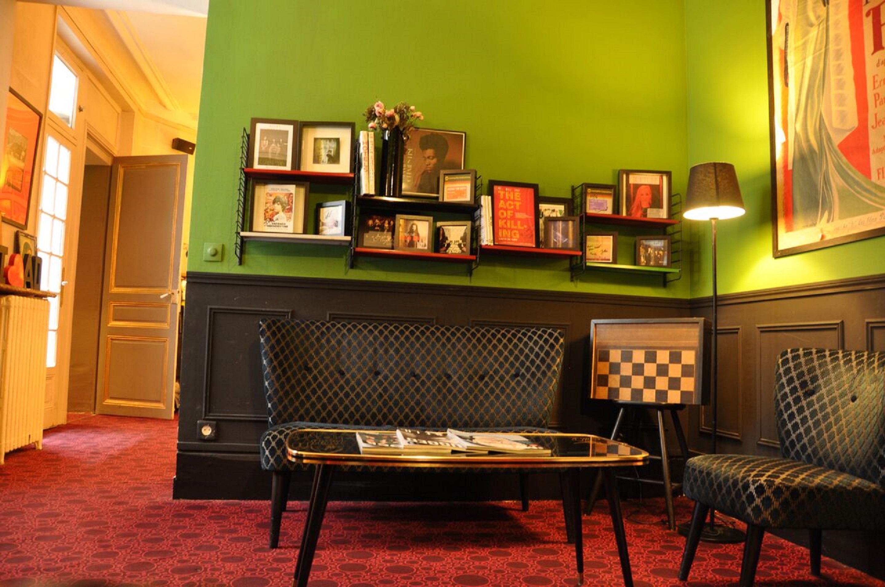 Alba Opera Hotel 3*