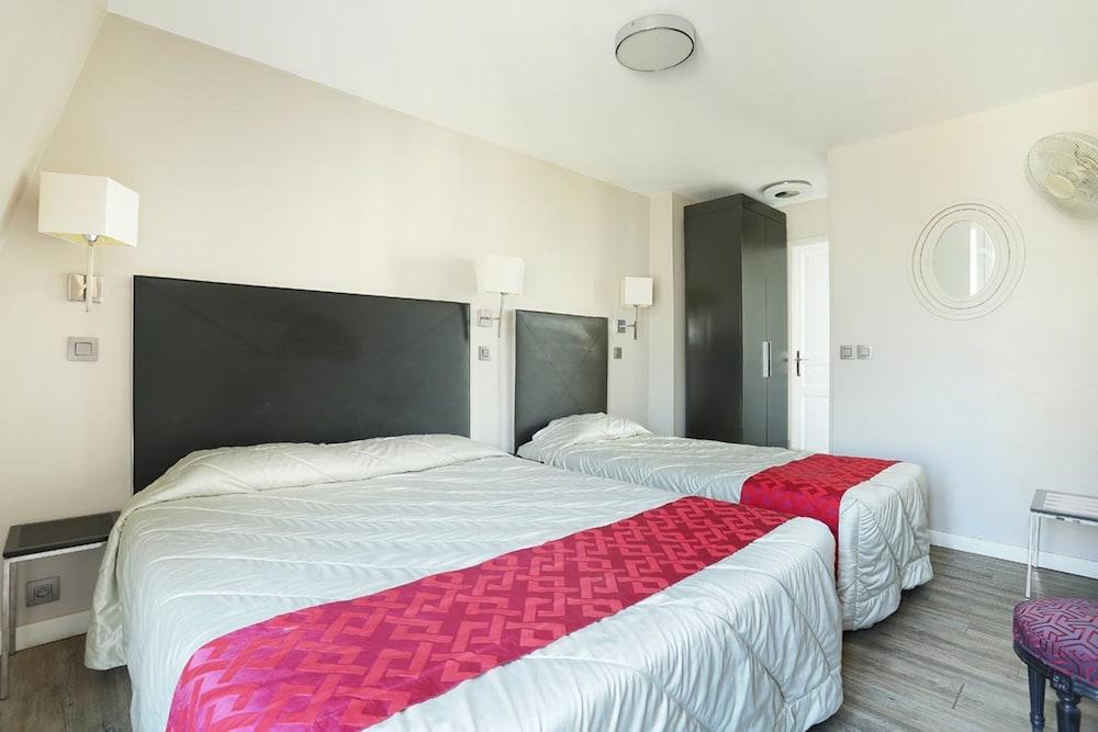 De La Boetie Hotel 4*