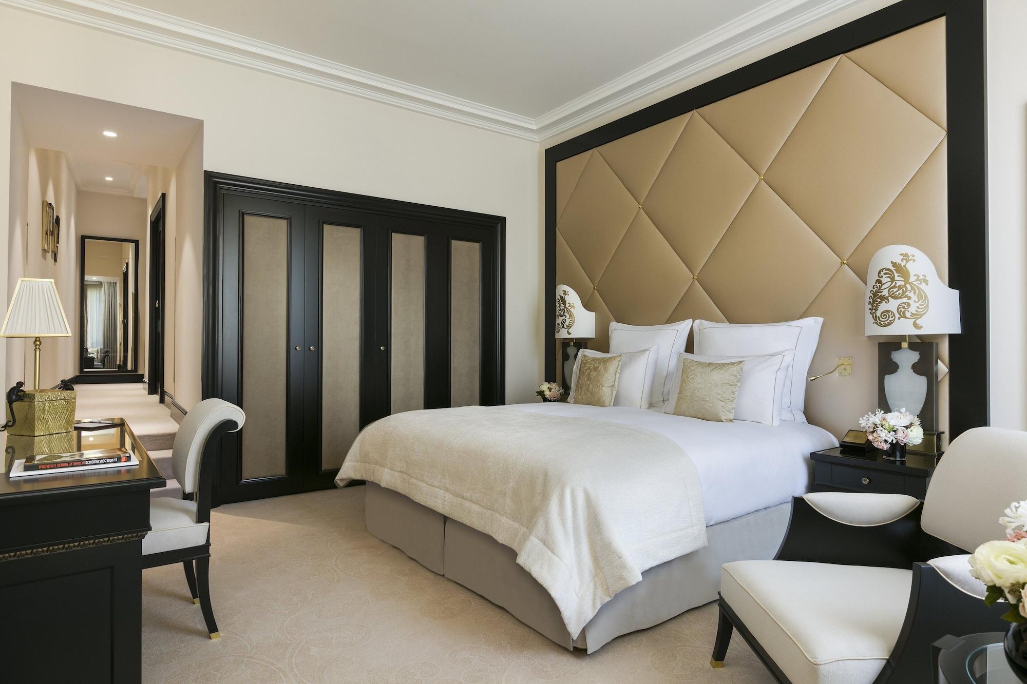 Hotel Barrière Fouquet's Paris