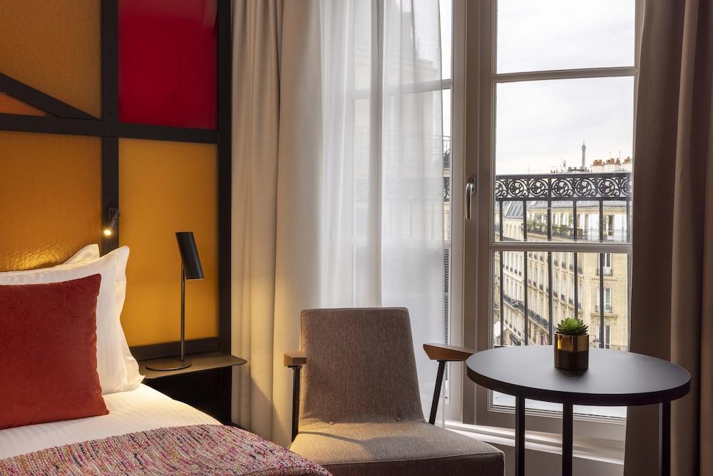 Hotel Le 12 4*
