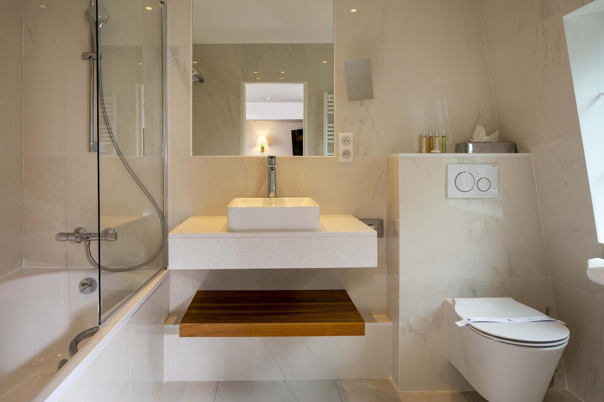 Hotel De Suede Saint Germain 4*