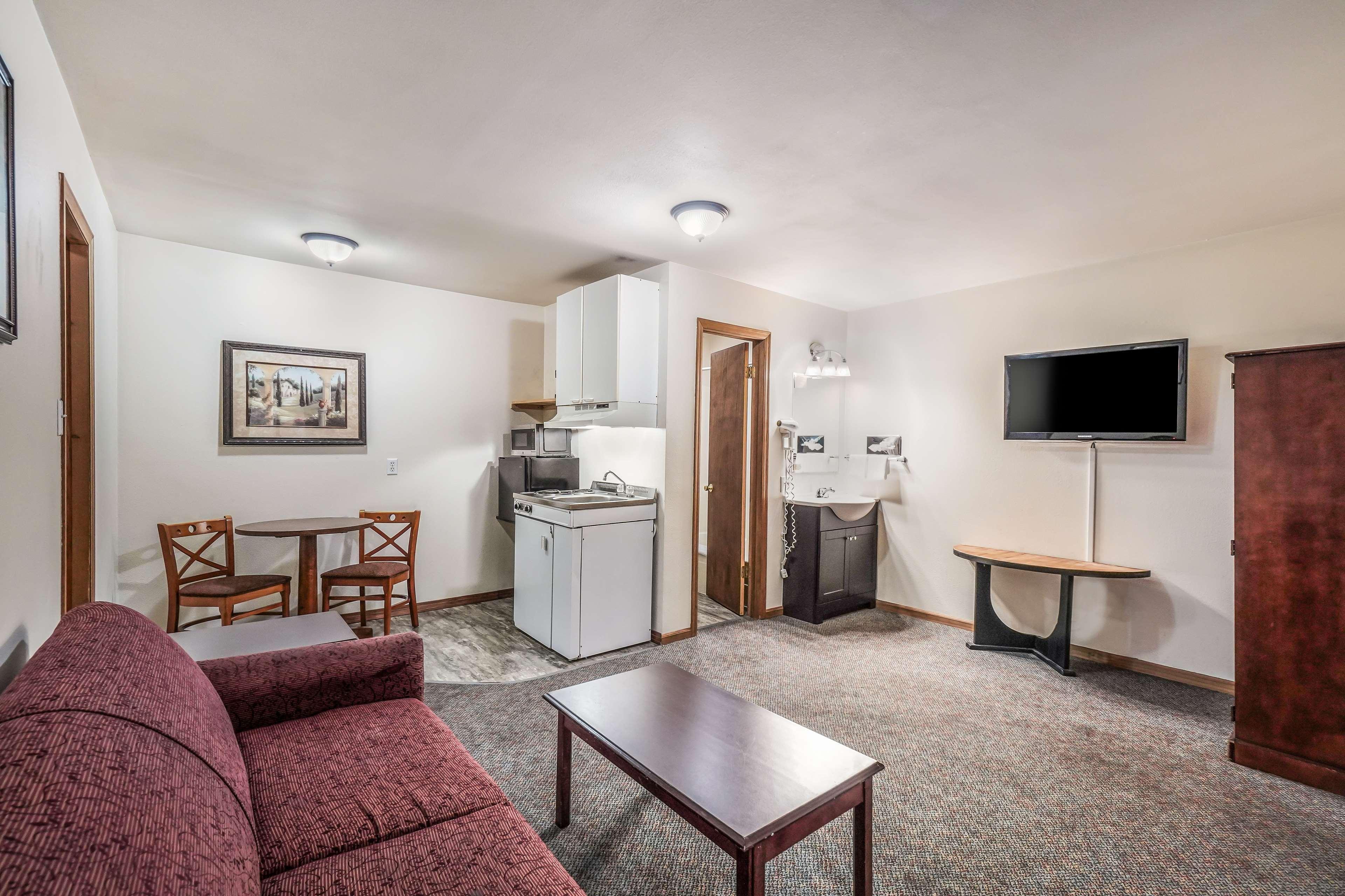 Ibis Tour Eiffel Cambronne 15eme Hotel 3*