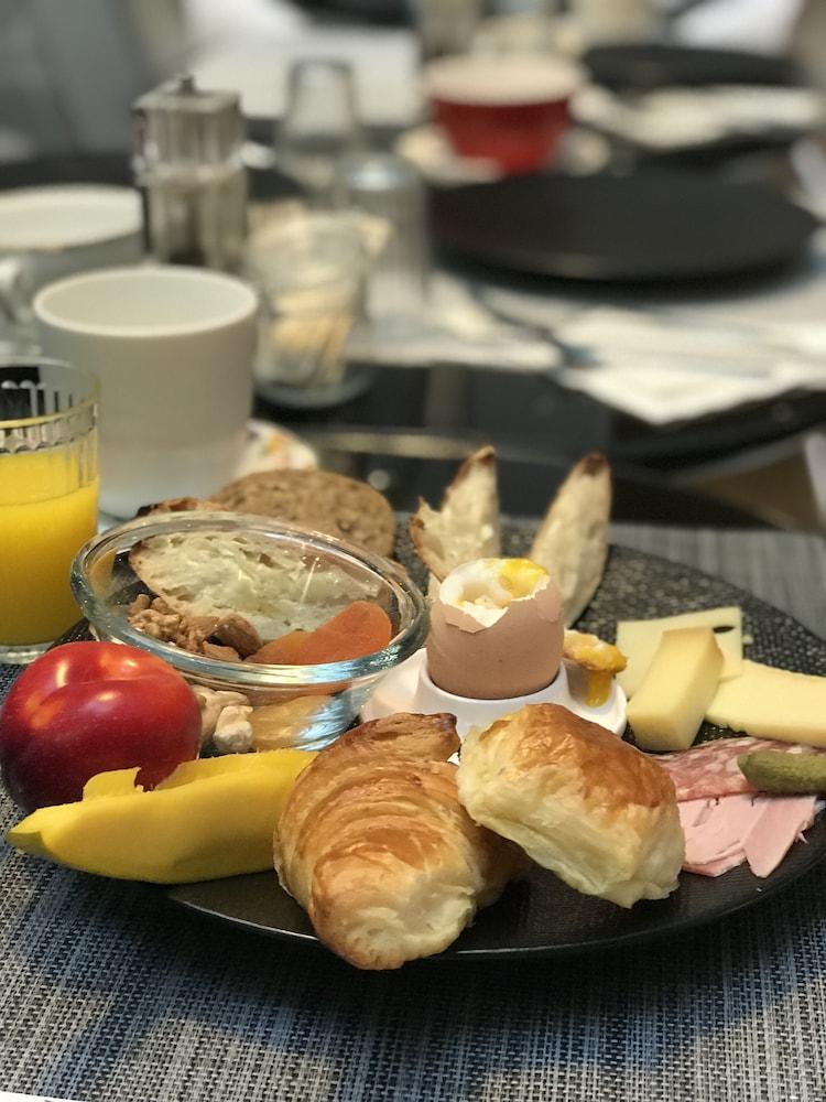 Hotel Le Basile Paris