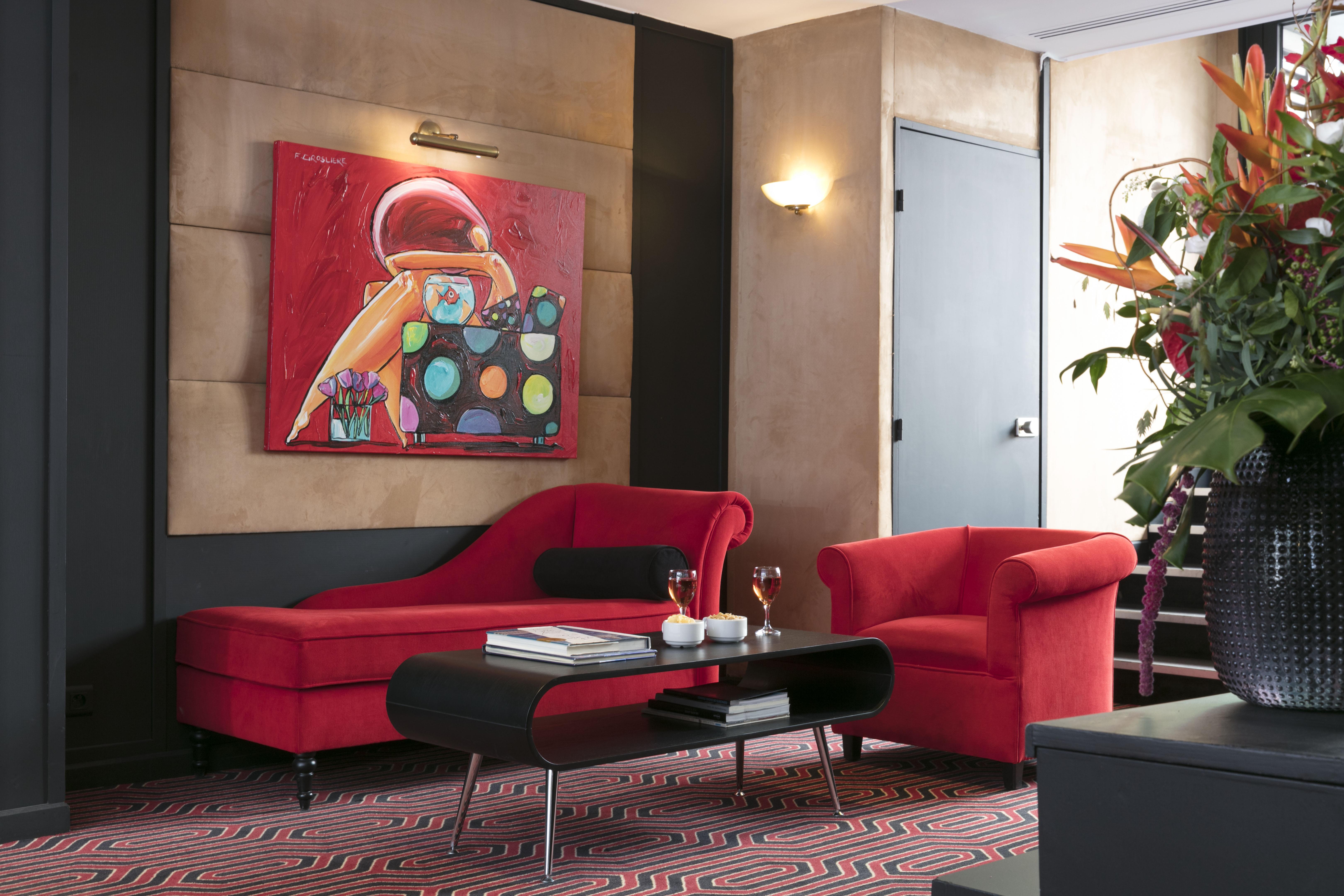 Bastille Hotel