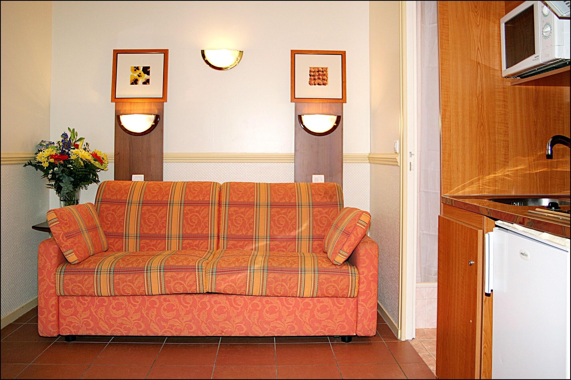 Pavillon Courcelles Parc Monceau 3*