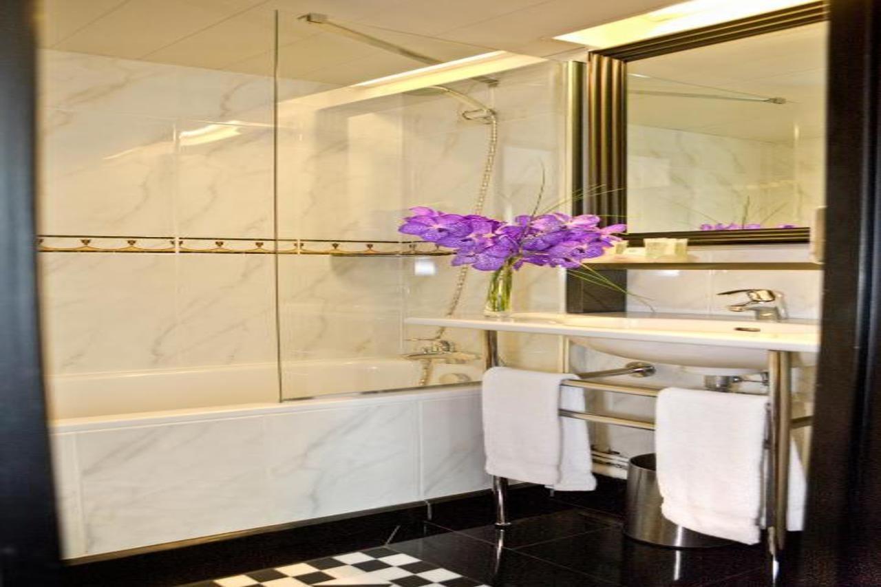 Le Patio Bastille Hotel 3*