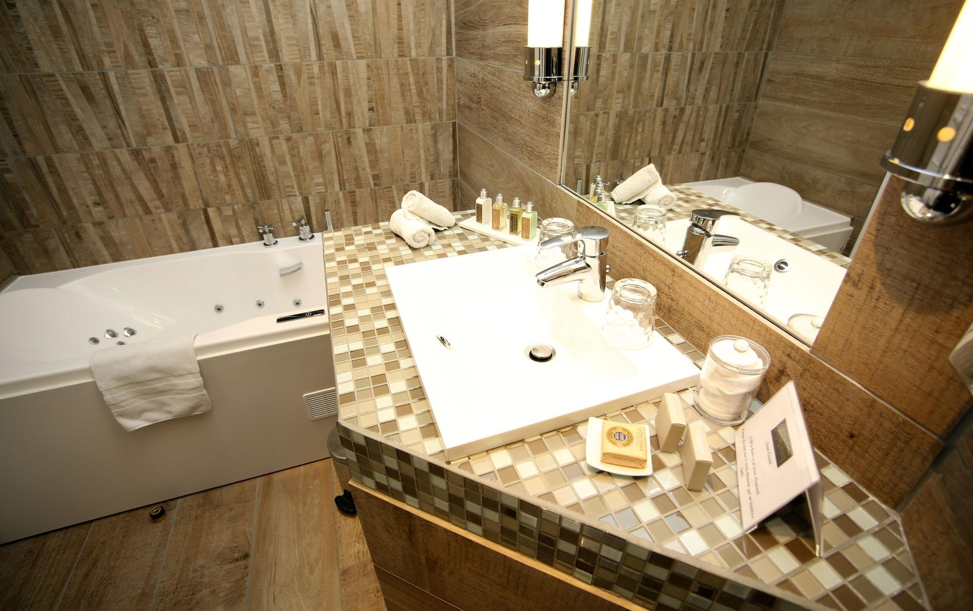 Relais Saint Jacques Paris