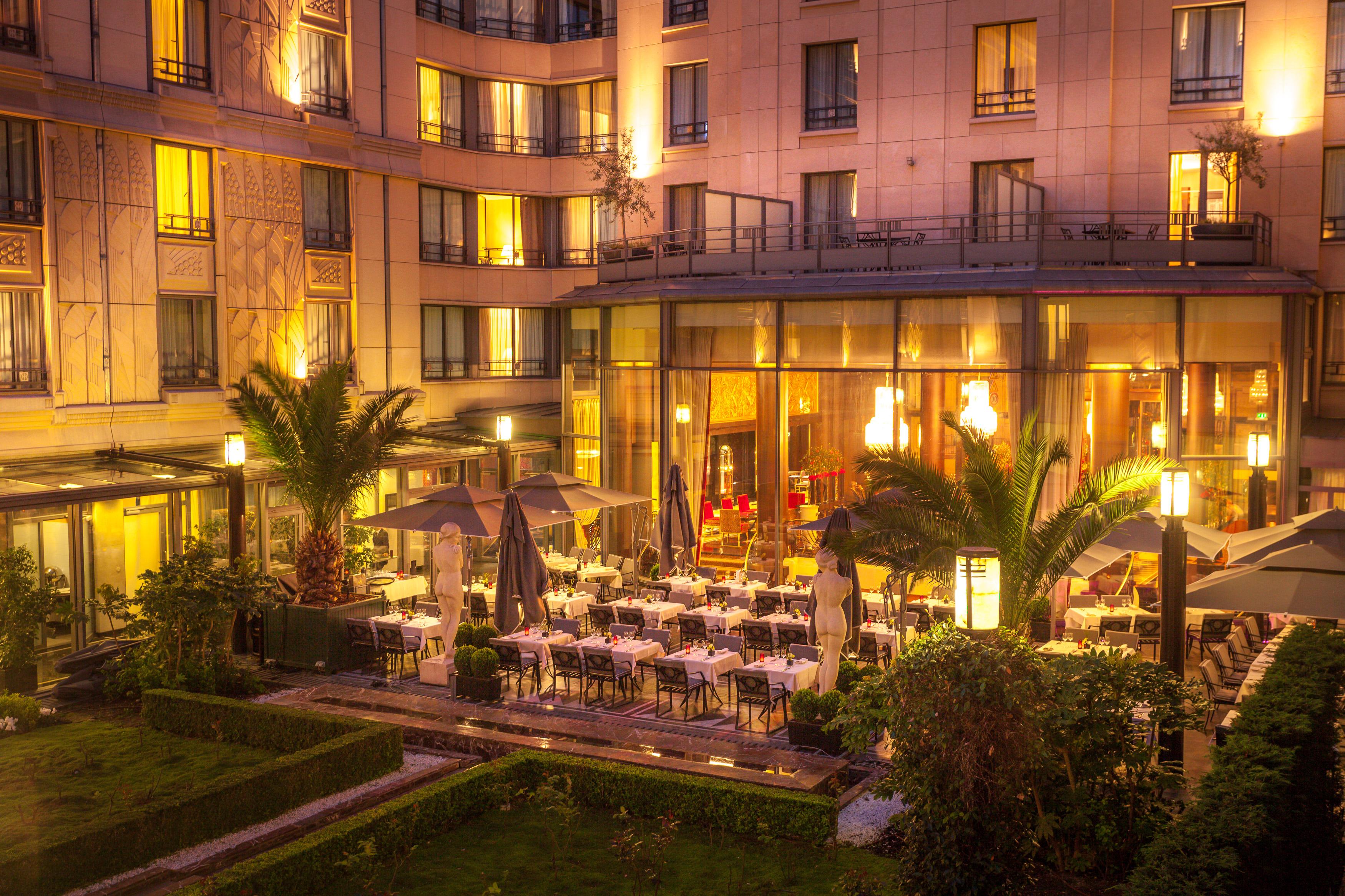 Du Collectionneur Hotel 5*