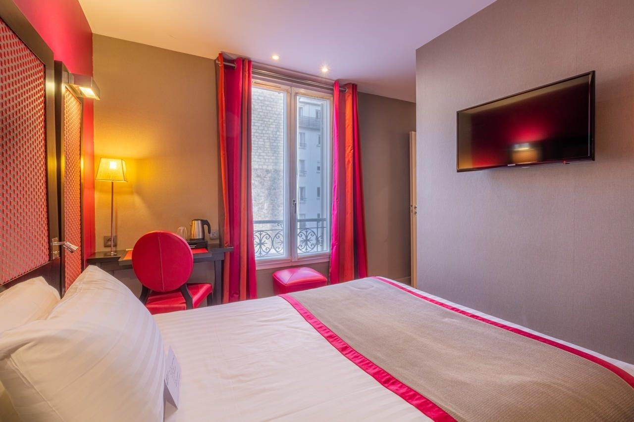 Courcelles Etoile 3*