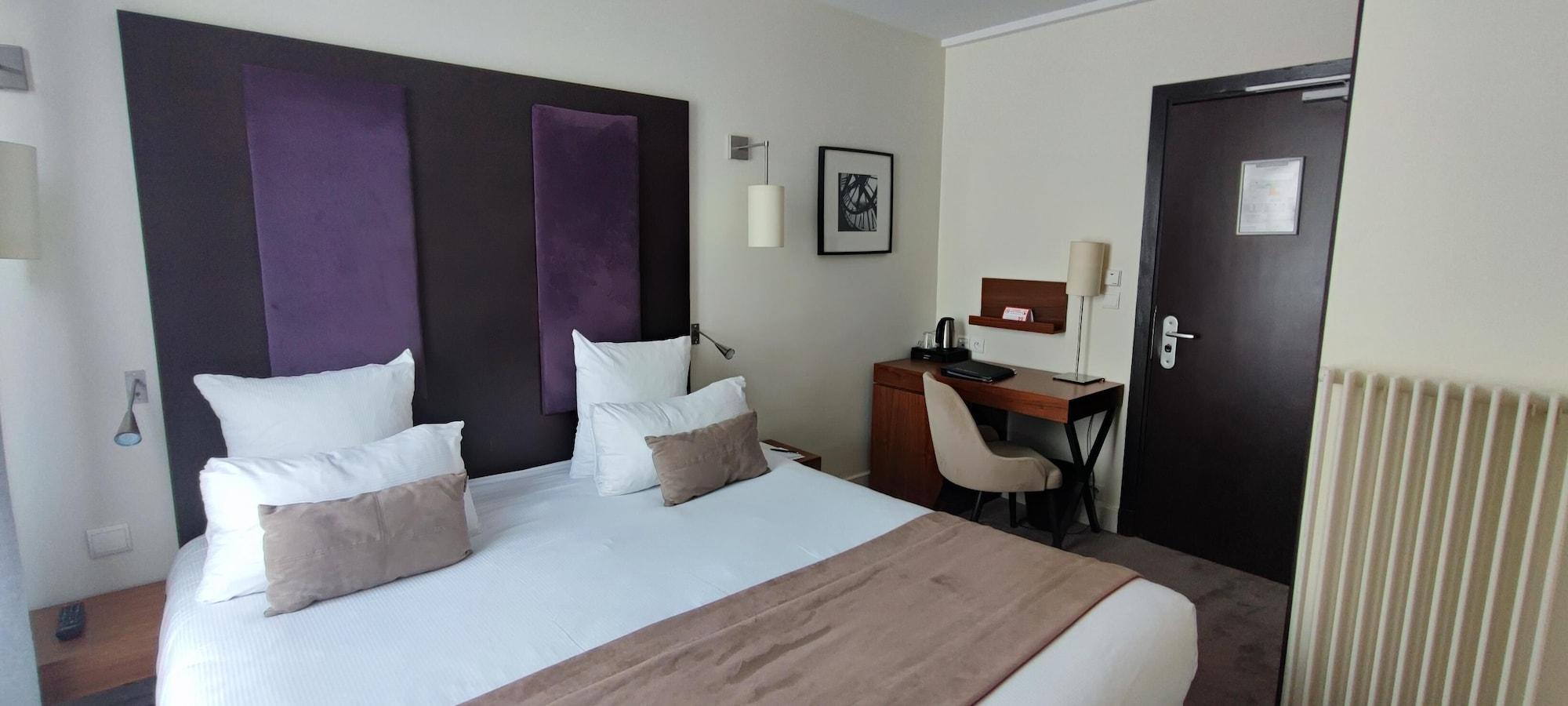 Elysees Bassano 4* Paris