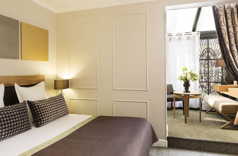 Hotel Galileo Champs Elysees 4*