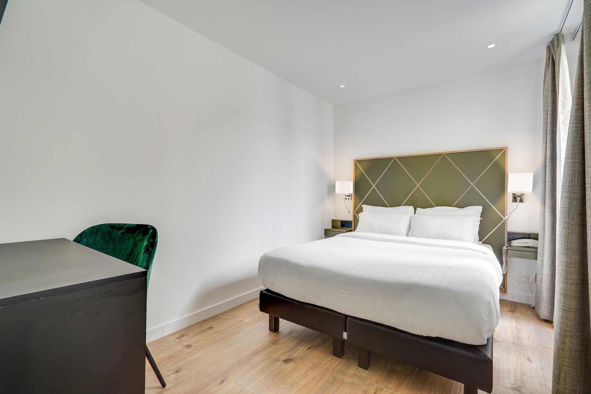 B Square 3* Paris