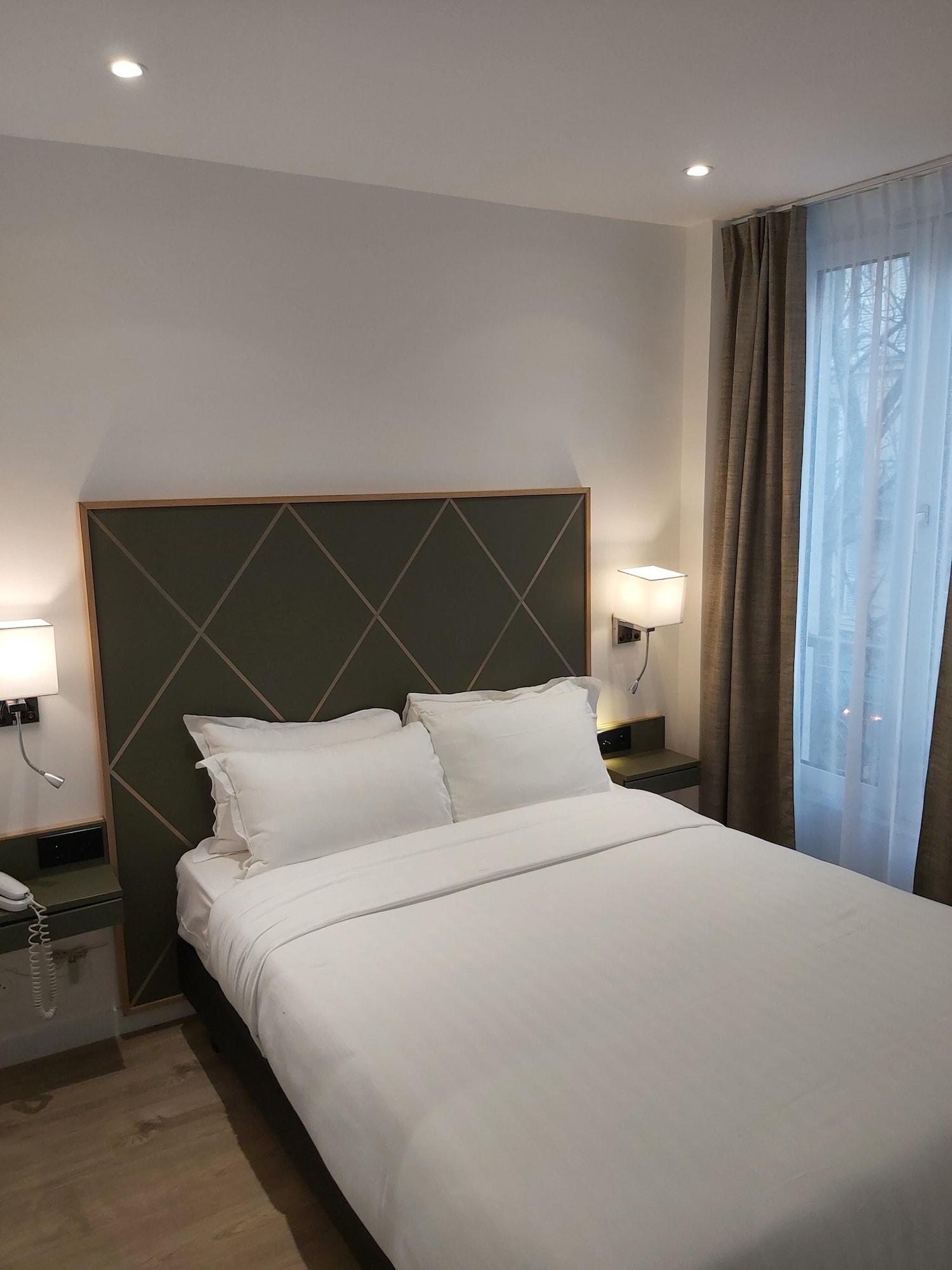 Hotel B Square Paris