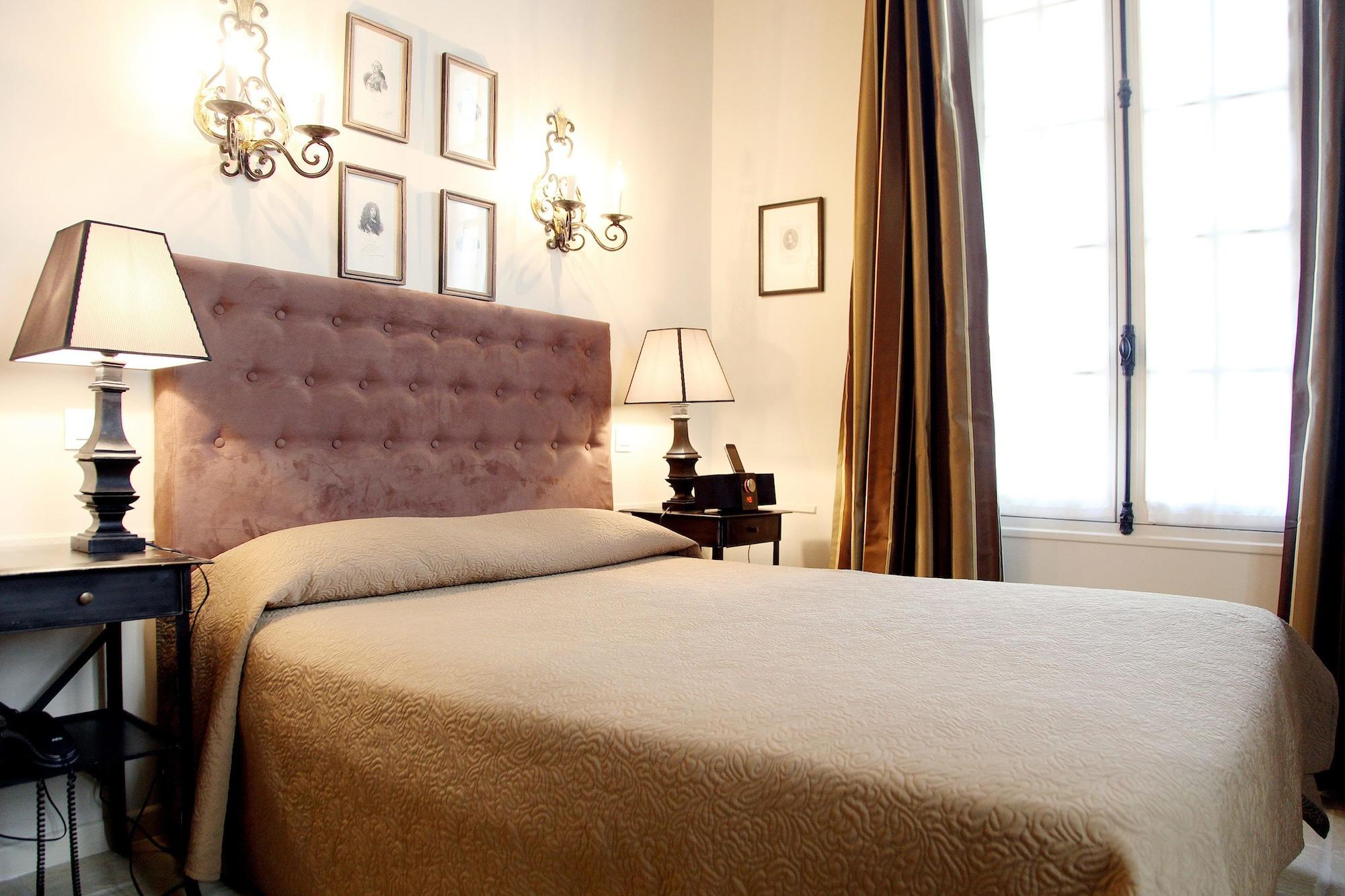 Hotel Saint-louis En L'isle 3*